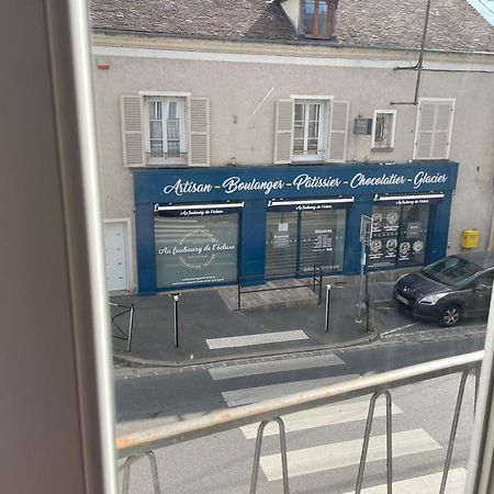Grand T2 Renove - Bord Du Canal - Commerces A Pied Moret-sur-Loing Exterior foto